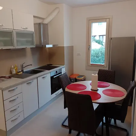 Apartment West Coast *